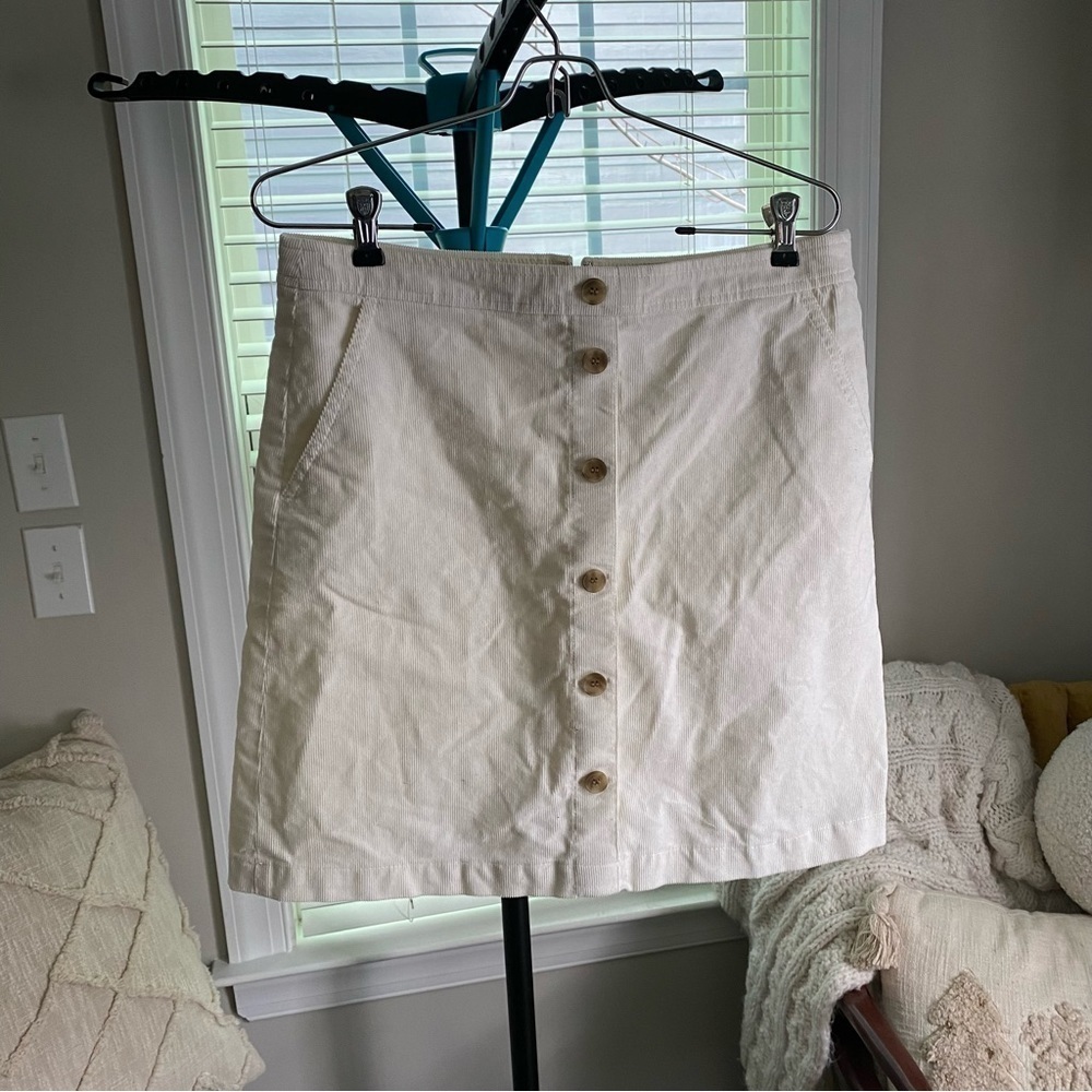 ⭐️NWT jcrew white corduroy skirt size 8
